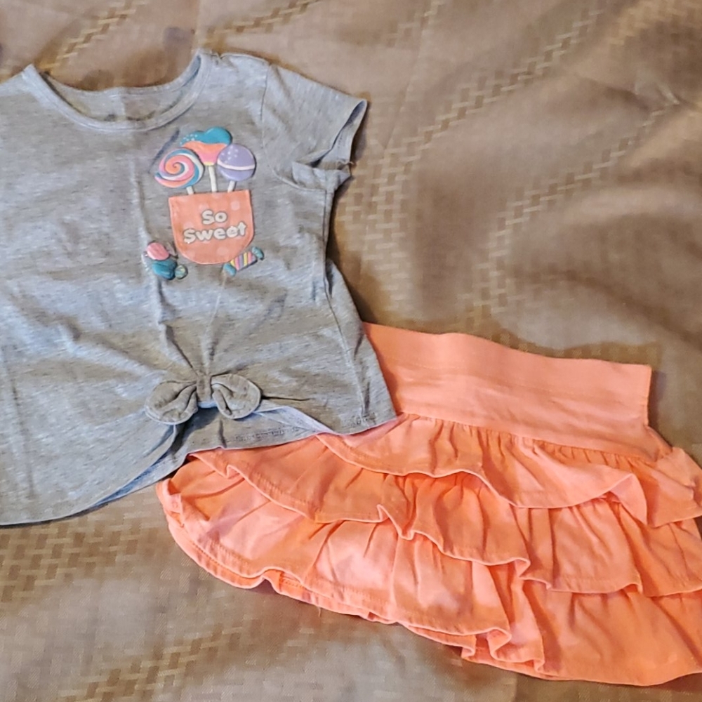 3T shirt and skorts